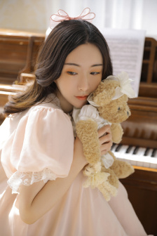 女房客